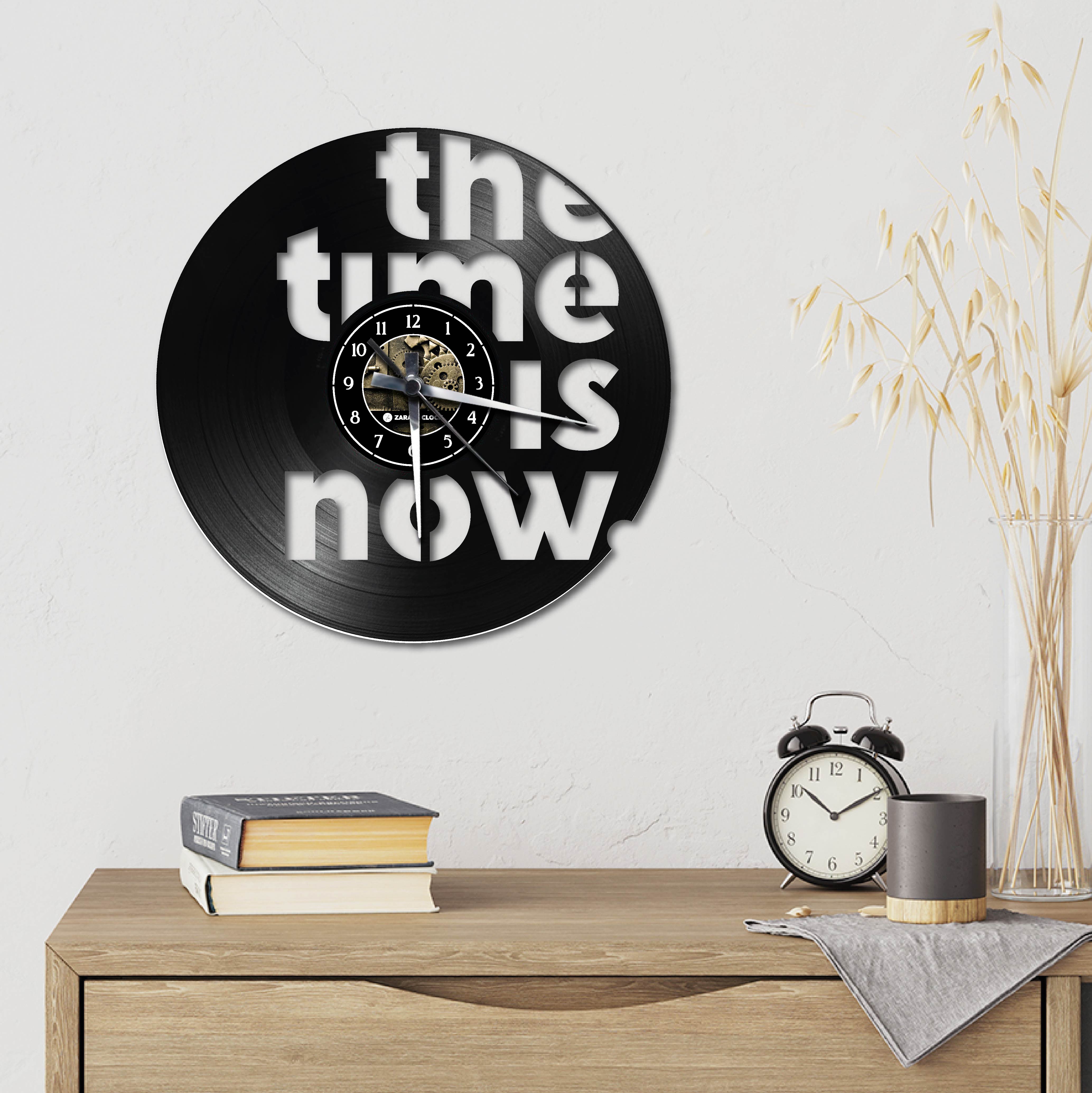 THE TIME IS NOW ✦ orologio in vinile